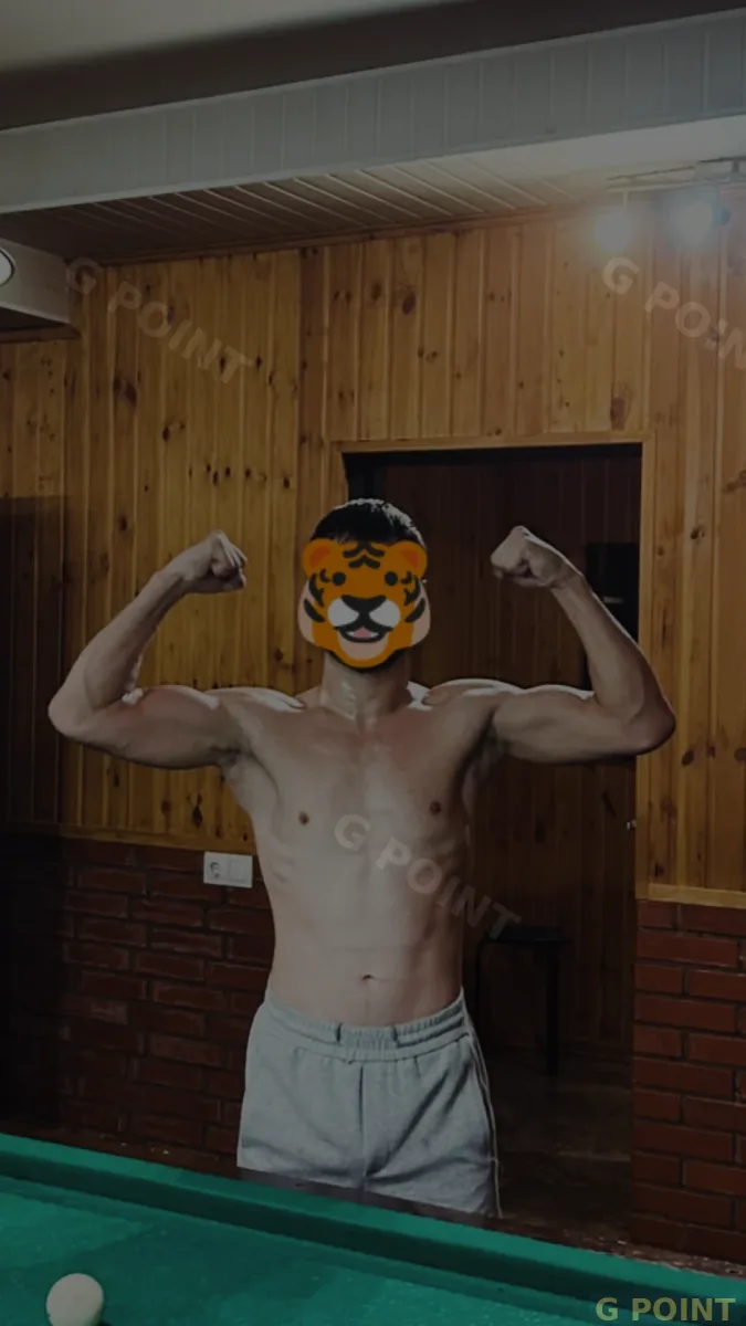 Khan, жиголо Астана